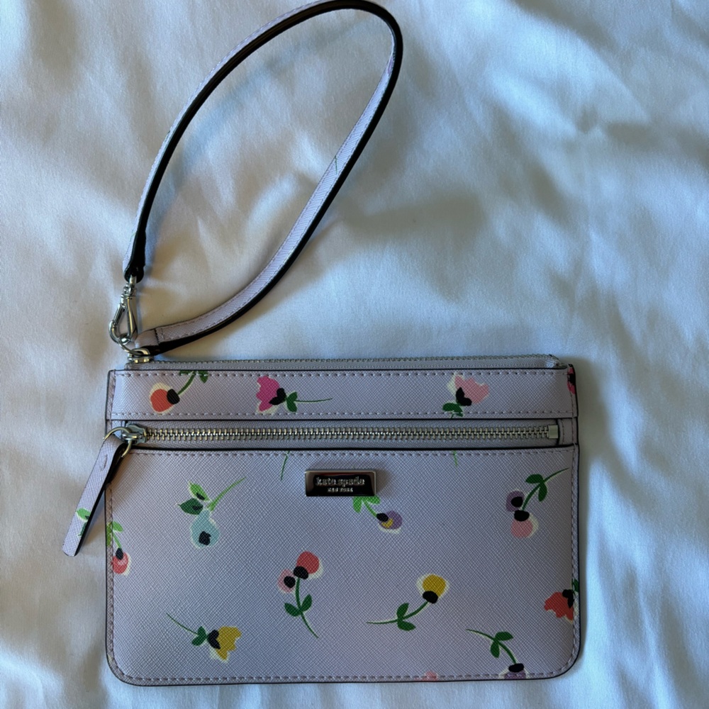 Kate Spade wristlet wallet